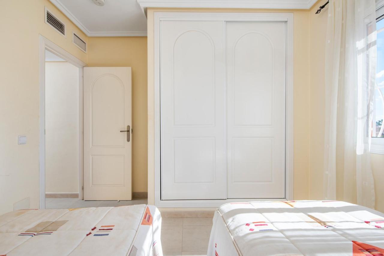 A Beautiful 2 Bedroom Townhouse - Cerezas